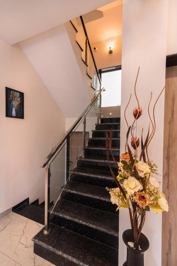 Saffronstays Aster, Plunge Pool Villa With Garden, Lonavala Extérieur photo